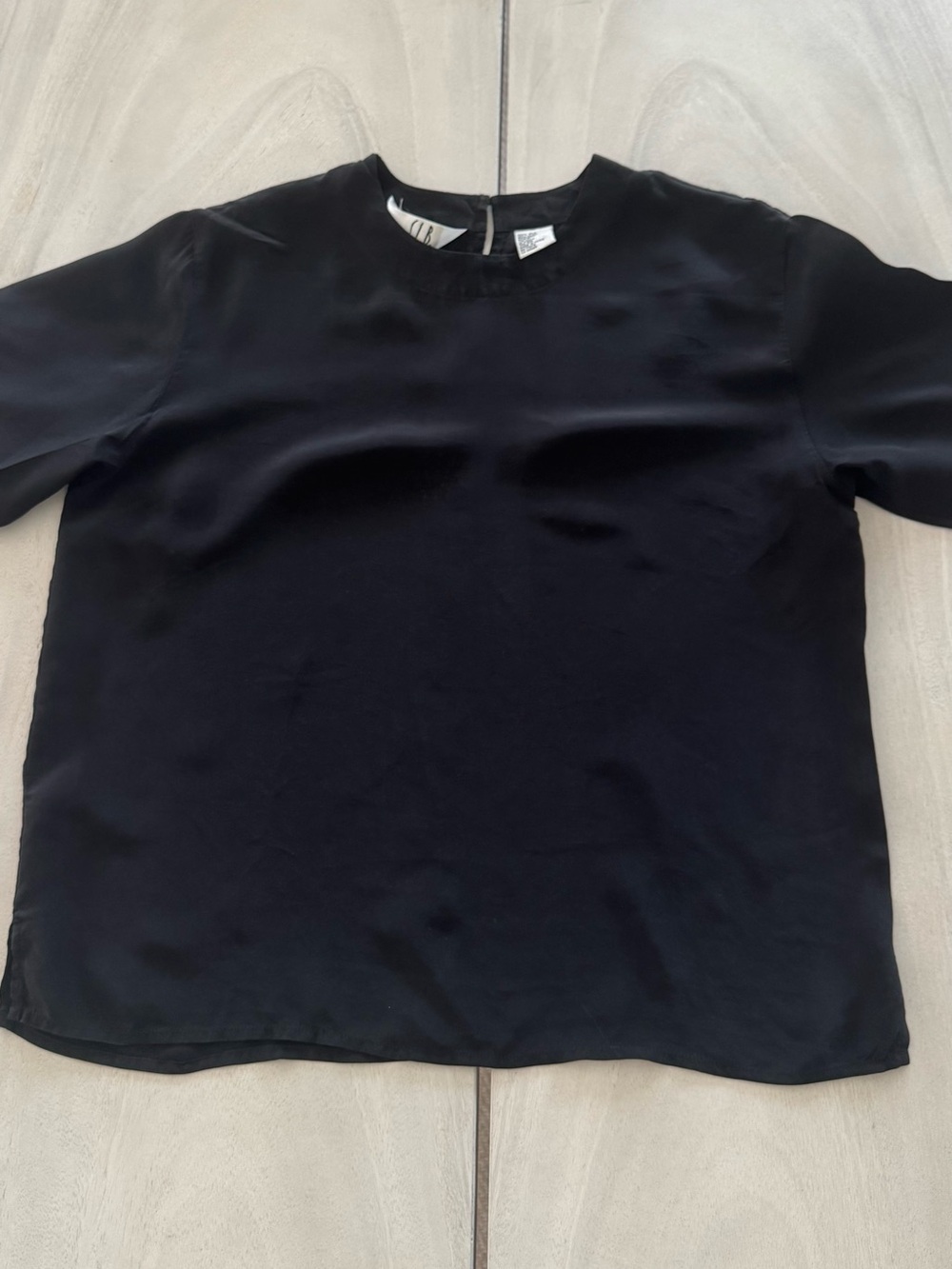 SLB Vintage 100 % Silk Black short sleeve boxy blouse | Quiet Luxury